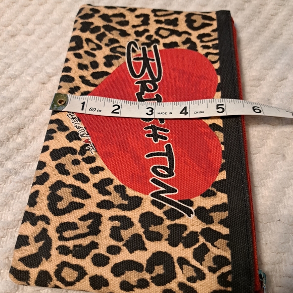 Brighton Zipper Bag - Picture 7 of 7